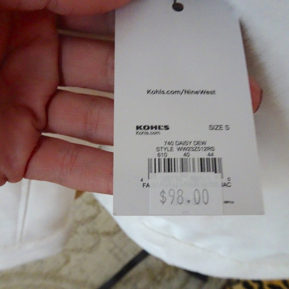 NWT Nine West Daisy Dew White Faux Fur Vegan Leather Moto Jacket - Women's S - Picture 8 of 9